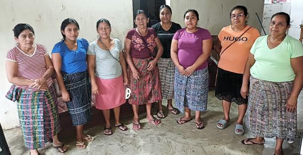 Mujeres Pableñas Group